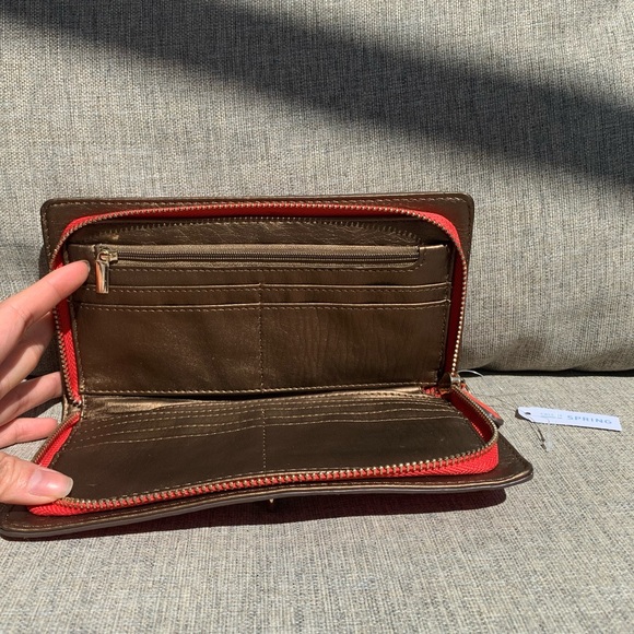 Spring wallet - Picture 3 of 5